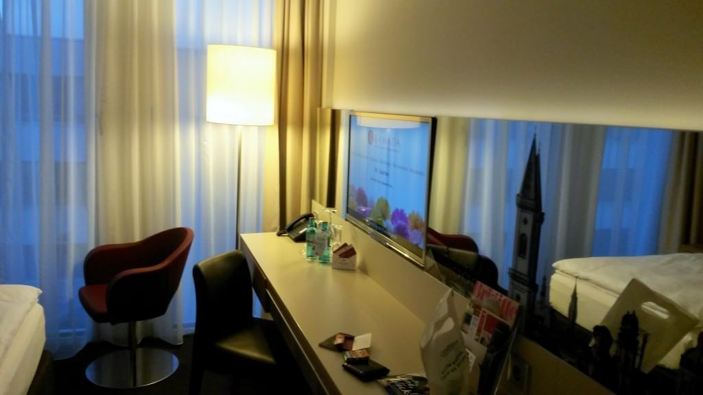 RAMADA München Hotel Room