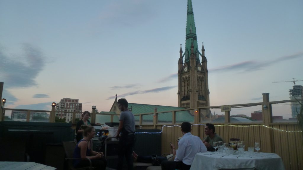 HI-Toronto Hostel Rooftop Deck