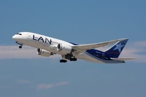 LAN Airlines photo by Yuxi3200