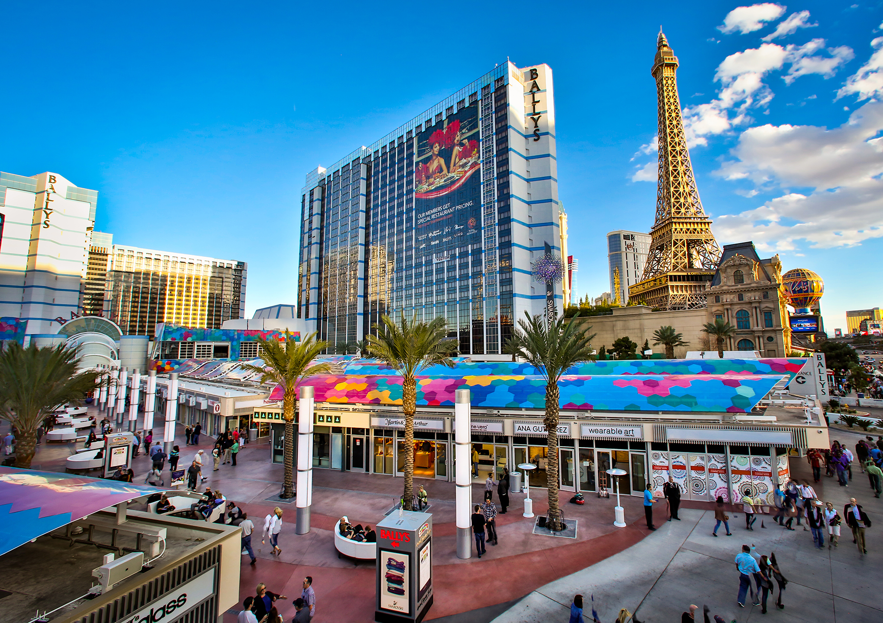 Bally's Pool is Open  Bally's Las Vegas Hotel and Casino pool