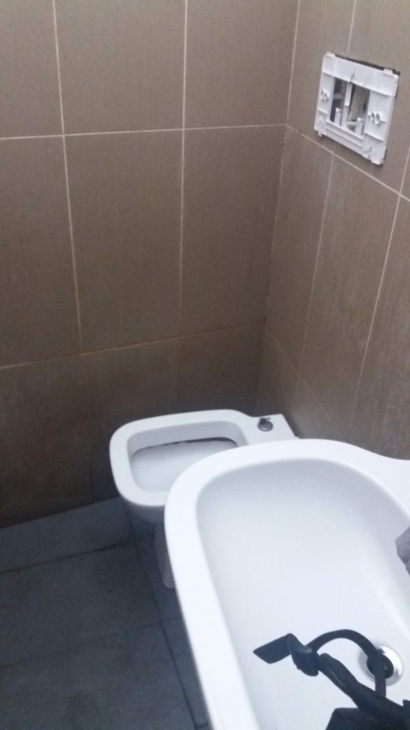 Gela Station Toilet