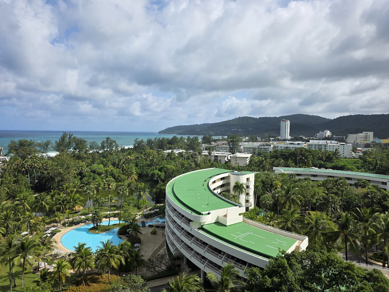 Pullman Phuket Karon Beach Resort