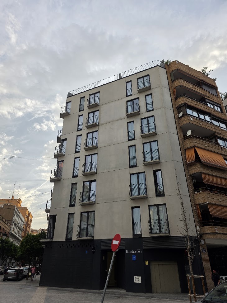 limehome Valencia Calle de San Jacinto